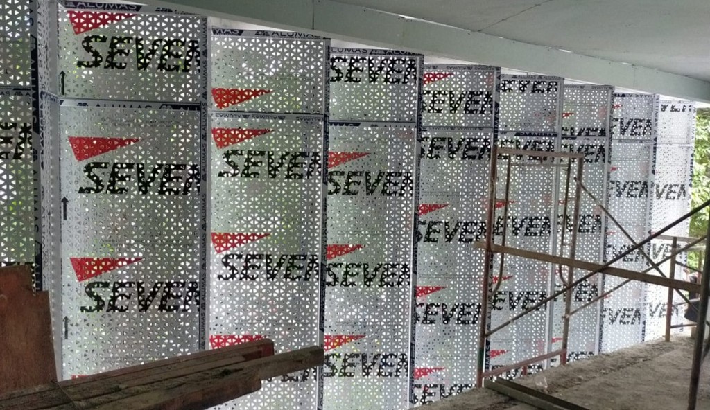Aplikator acp pakai jasa laser cutting acp kami
